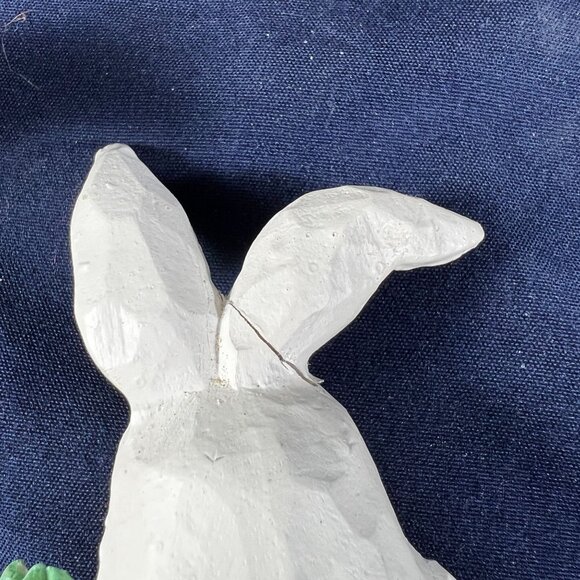 Set Of 6 Vintage Easter Bunny Figurines Ceramic & Resin Décor With Painted Detai - Picture 5 of 7